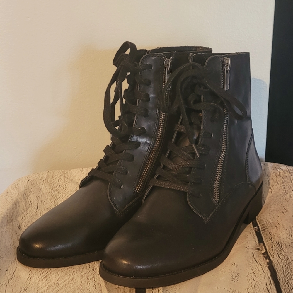 Lucky Brand Black Almond Toe Fashion Boots Size 8.5